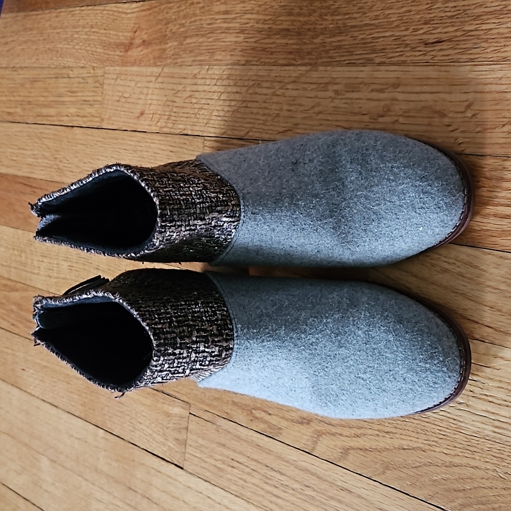 Toms booties GUC